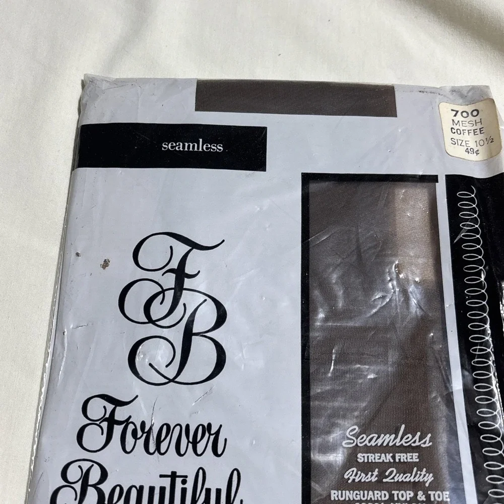 Vintage 1960s Coffee Stretch Nylon Pantyhose Forever‎ Beautiful Size 10.5